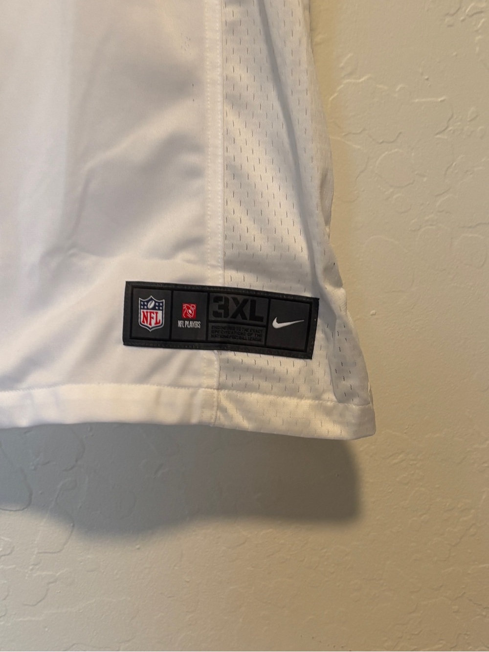 NFL Carolina Panthers Luke Kuechly Men’s Jersey - Picture 2 of 6